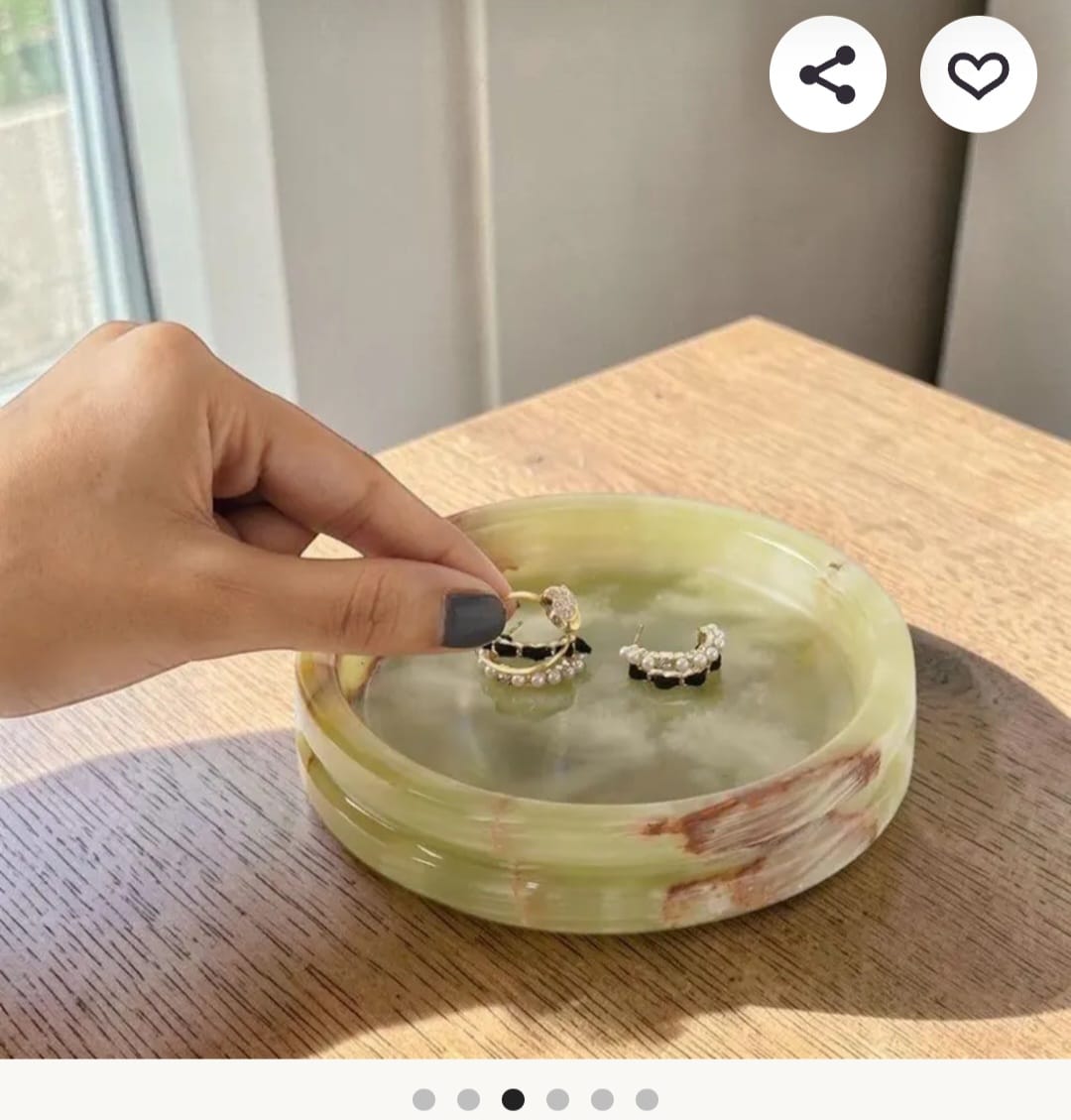 Onyx Green Round Tray